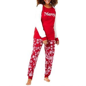 Family Pajamas Matching Women's Merry Pajama Set